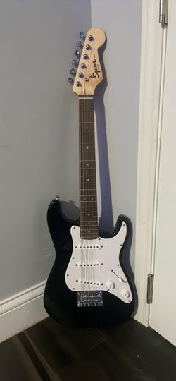 🎸 Squier Electric Guitar