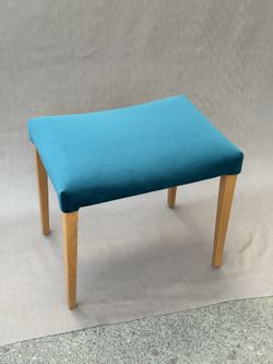 OMANN JUN, Denmark. attributed. stool, beech. Model Nr 104