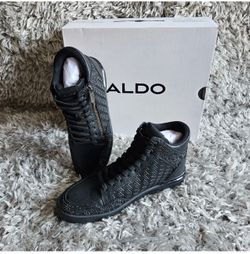 New ALDO Black Rhinestone High-Top Sneakers - Size 9.5