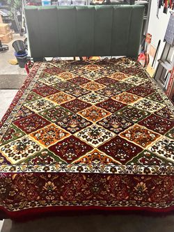 Queen bed