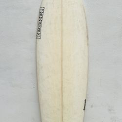 Becker Barracuda Twin Fin Fish Surfboard 5’ 10”