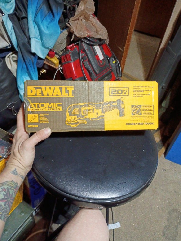 DeWalt Atomic Compact Series