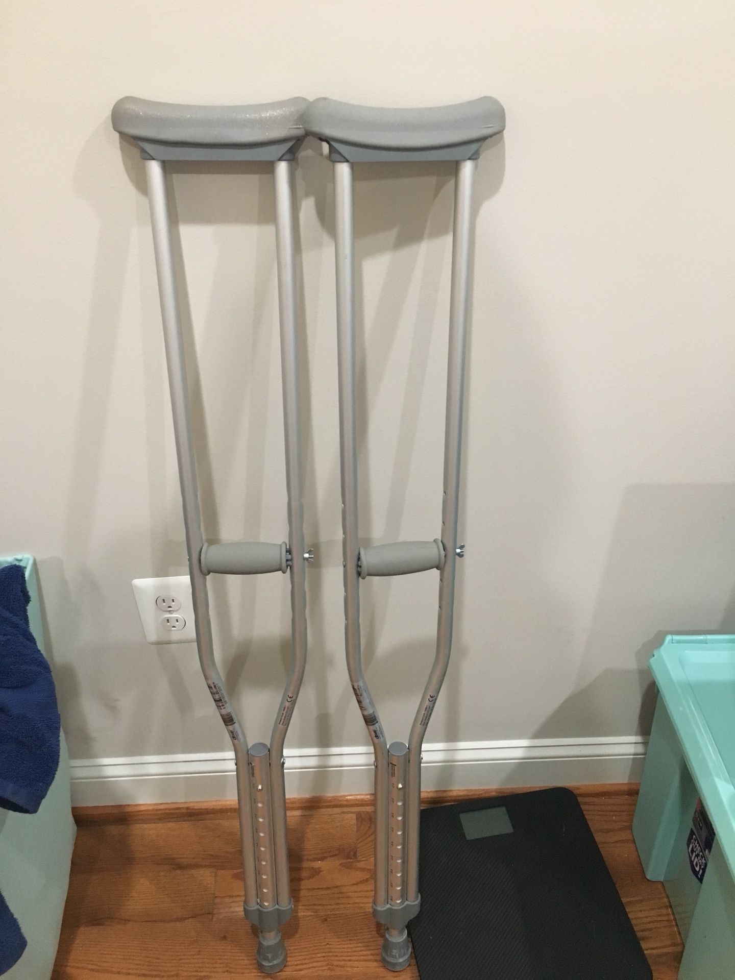 Crutches