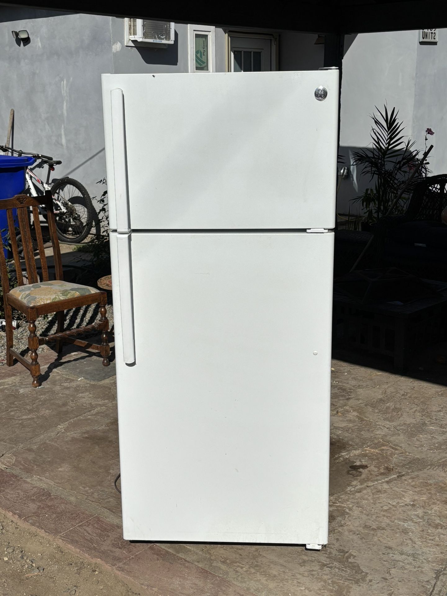 Refrigerator