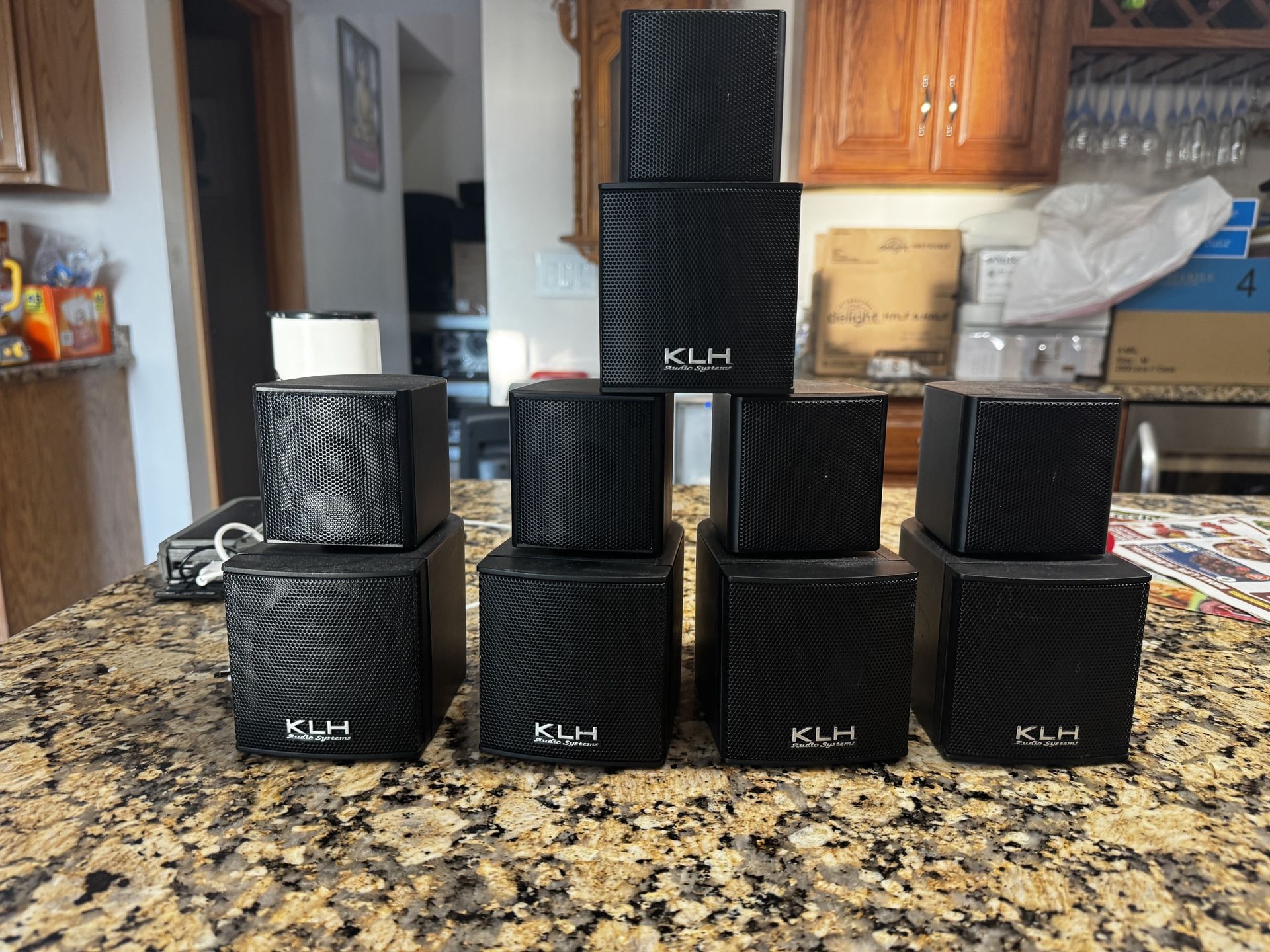 KLH Bookshelf Speakers TW-08 π΅ Swivel 2 Directional Audio System Set of 5