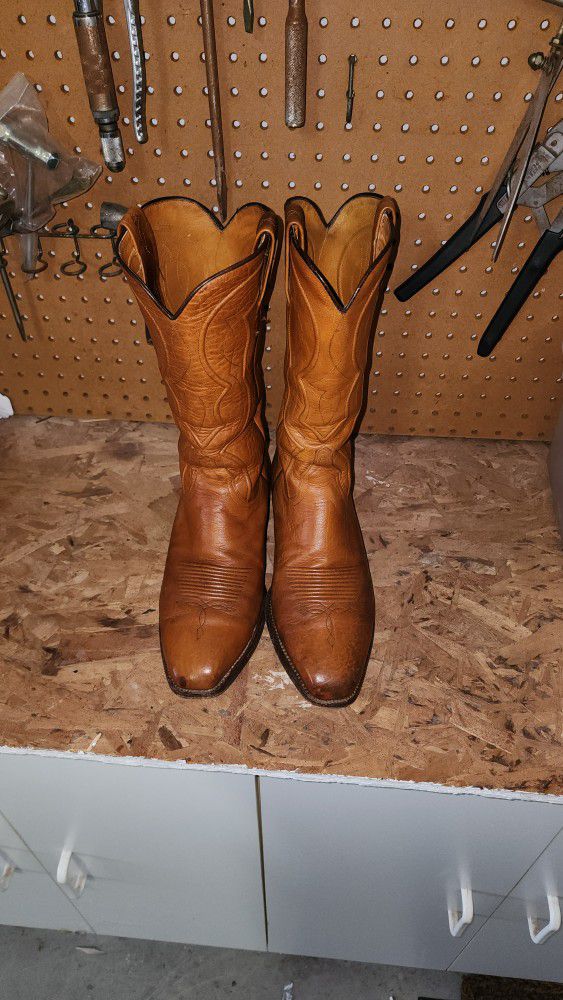 $150 LUCCHESE  Spanish Cowboy Boots Size 9.5 