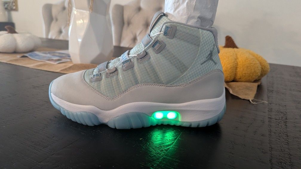 JORDAN NIKE ADAPT 11 POWDER BLUE 