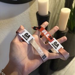 Rolling Loud SUNDAY ONLY wristband