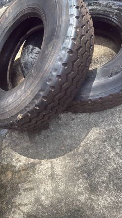11R 22.5 trailer tires recap