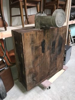 Antique peeps chicken coop vintage primitives