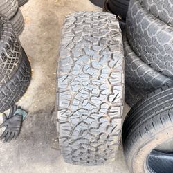 285/70/17 BFG KO2 brand New Tire (1)