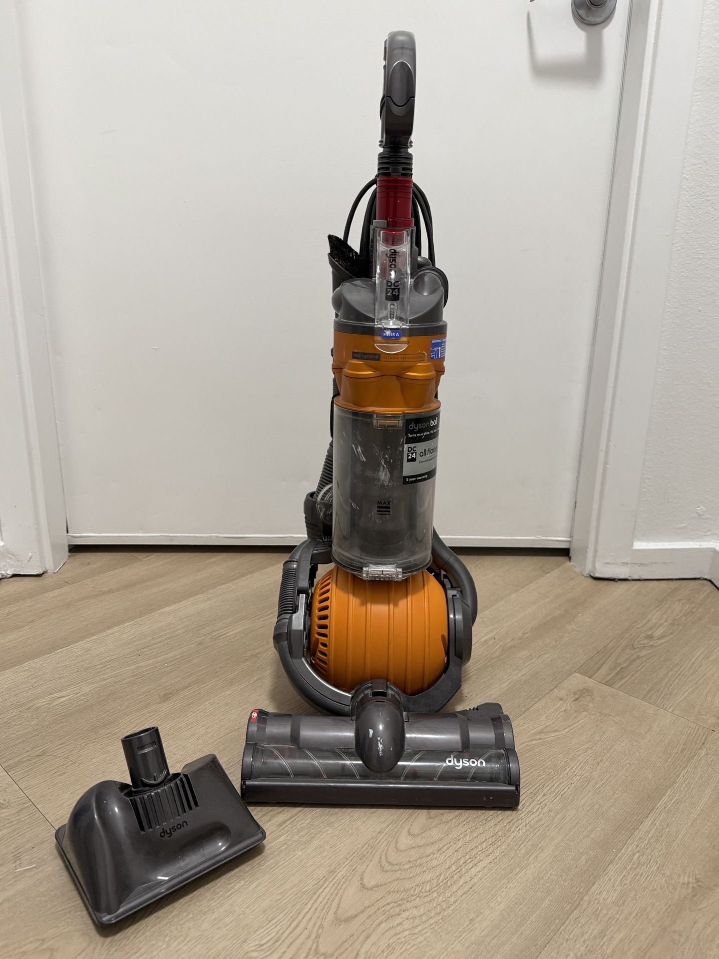 Dyson Ball DC24 all floors Vacuum