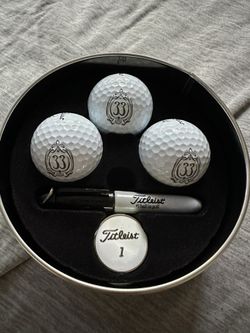Club 33 Limited Edition Titleist Golf Ball Set