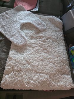 Bathroom set moving sale