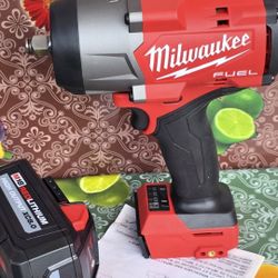 Milwaukee
M18 FUEL 18V Lithium-Ion Brushless Cordless 1/2 in. Impact Wrench with Friction Ring  and  (1)-high output 8.0ah  battery 