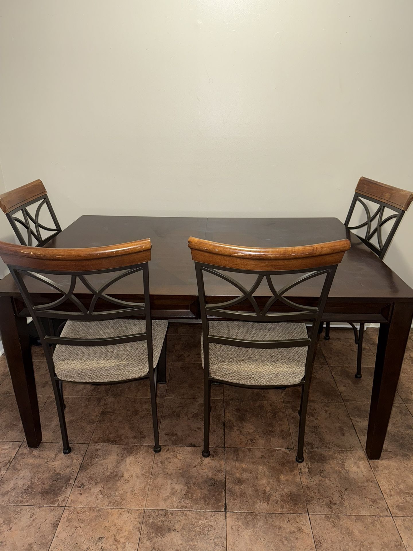 Dining Table Seats 4