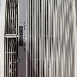 Frigidaire Window Ac 15,000 Btu 110v
