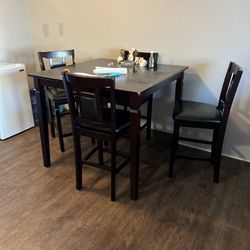 Kitchen Table Pub Style