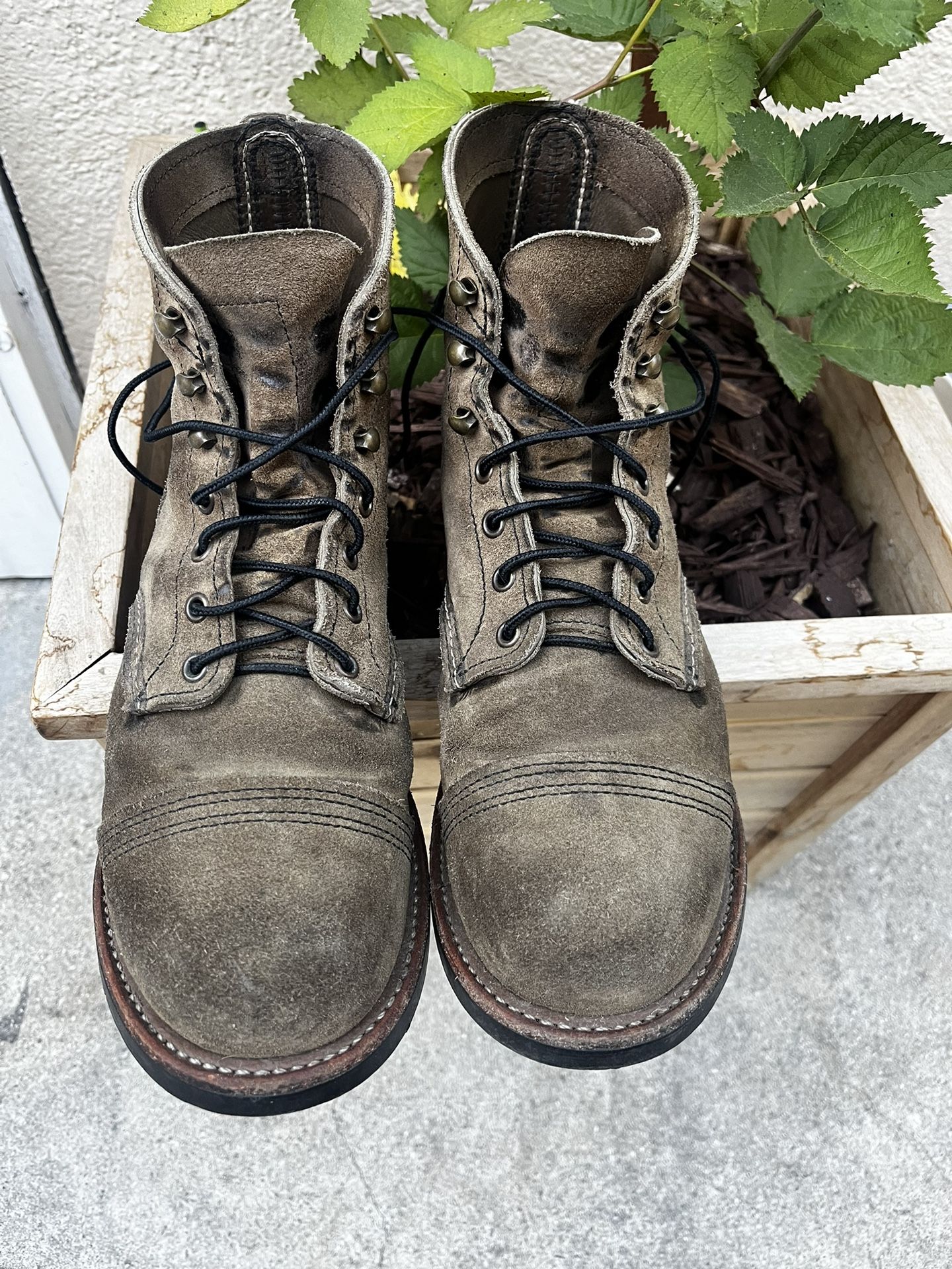 Red Wings Iron Ranger Slate Muleskinner Size 9