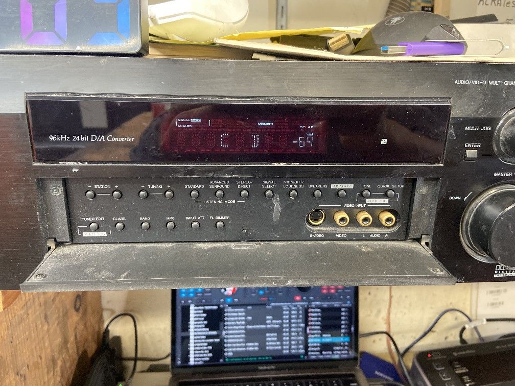 Pioneer VSX D711