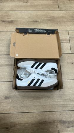 Adidas Samba Classic Women’s Size 7 Brand New