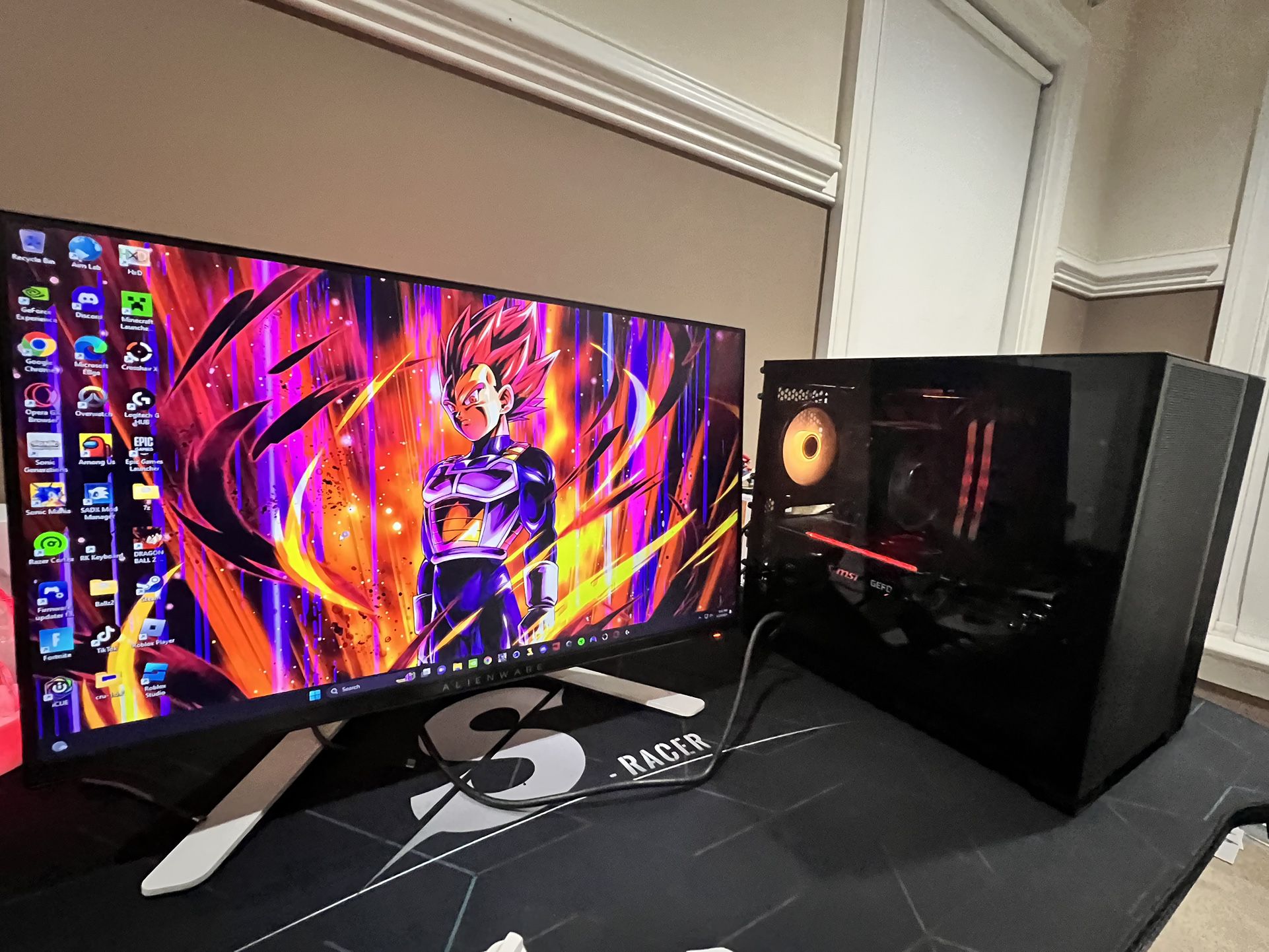 Custom Gaming PC with Monitor 