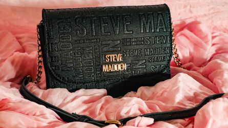 Steve Madden | Small Black Handbag