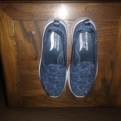 Skechers Slip Ons Size 6 Blue