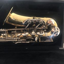 Selmer AS600 Saxophone