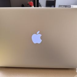 MacBook Air 13-inch 2017
