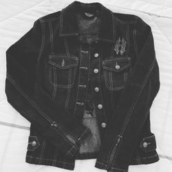 Harley Davidson woman’s fitted black denim jacket. Size small.