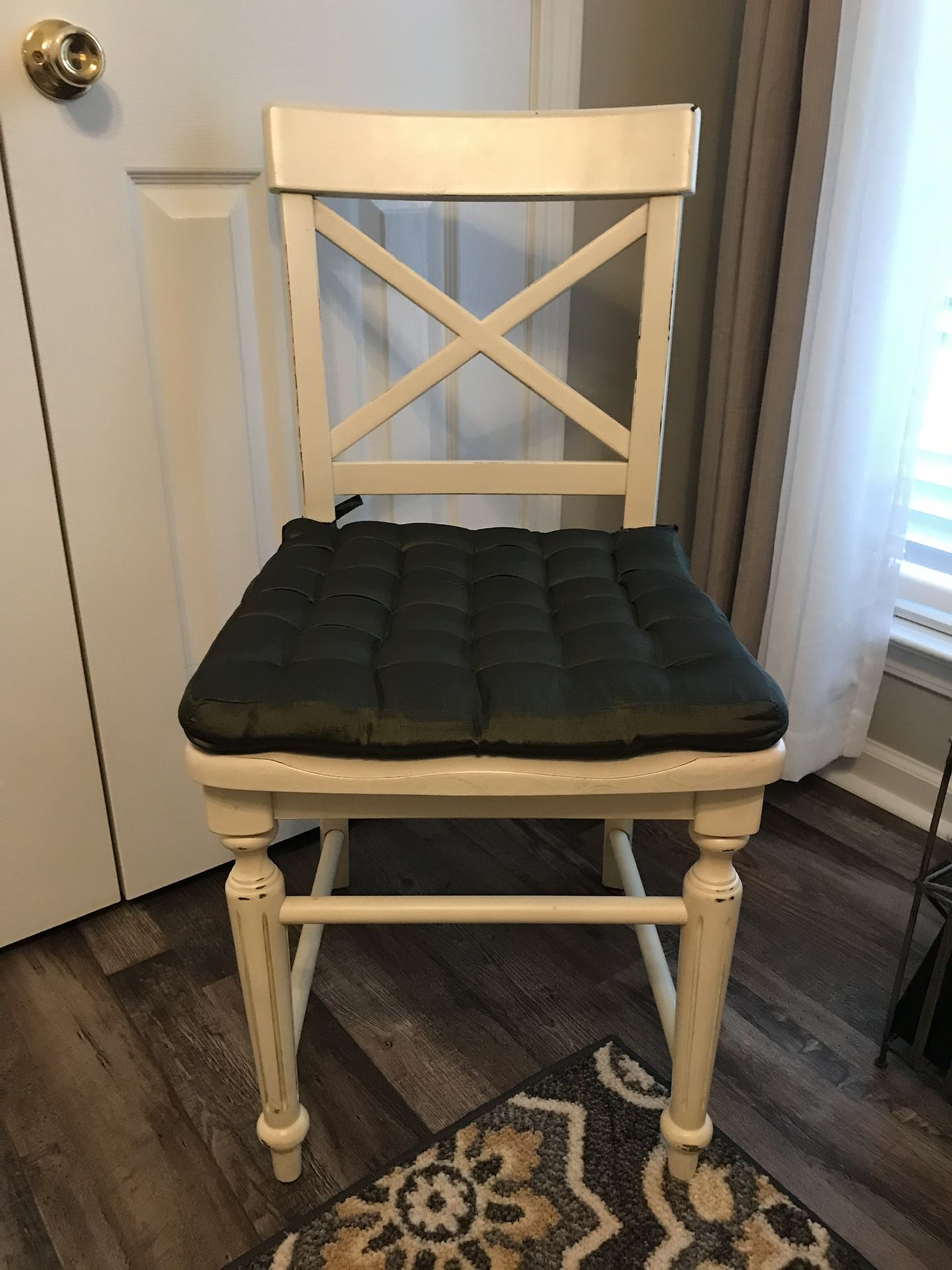 Table Chair From Pier 1