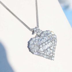 Valentine's Day Exclusive Cubic Zirconia Heart Silver Chain Necklace 