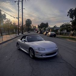 2003 Mazda Miata 