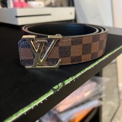 Brown Łv checkered belt 