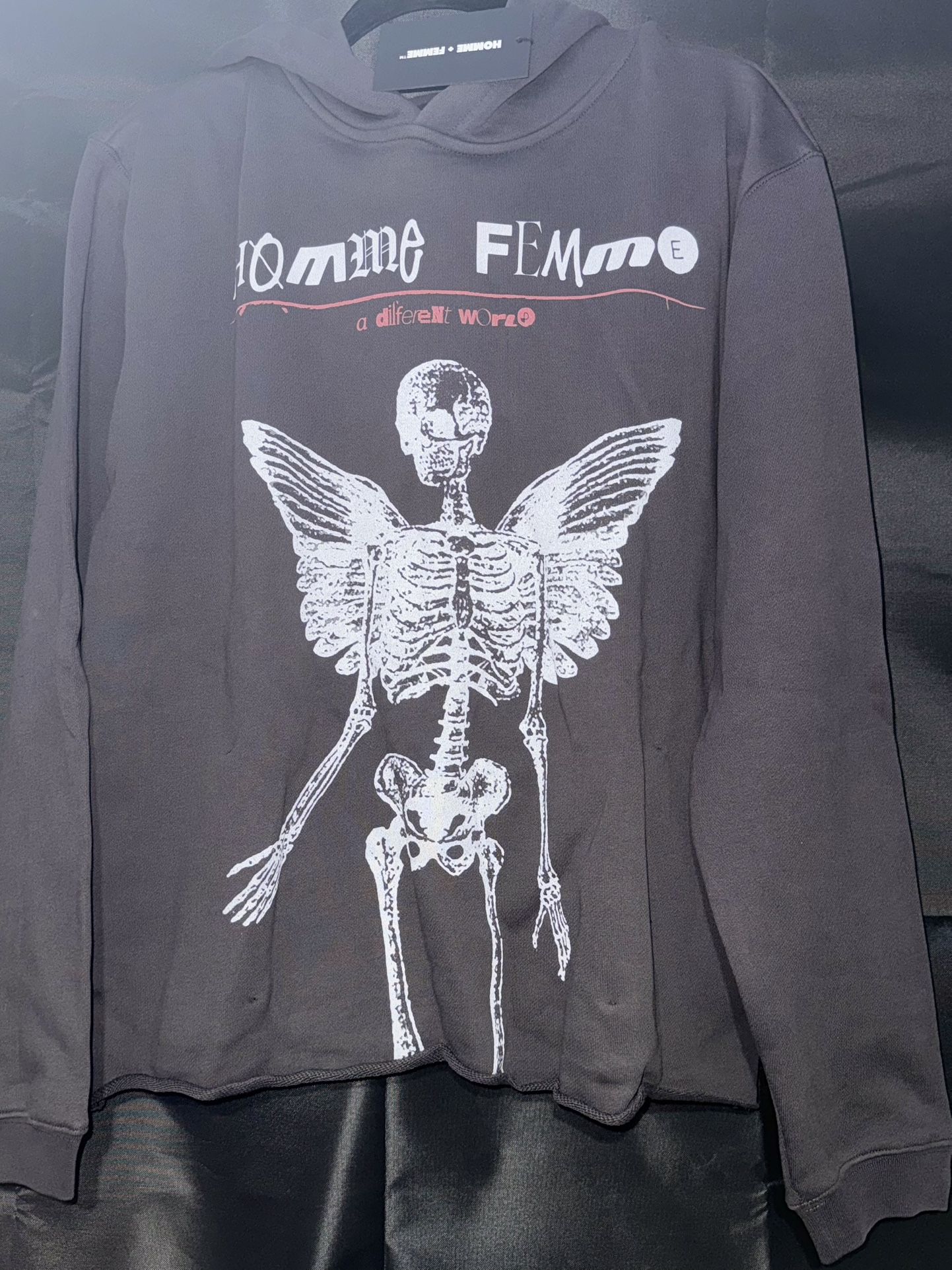 🔥 HOMME + FEMME “Circle Of Life” Hoodie – Black (Sz S & M) 🔥