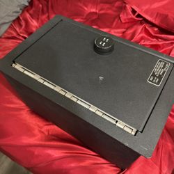 GMC YUKON CENTER CONSOLE SAFE