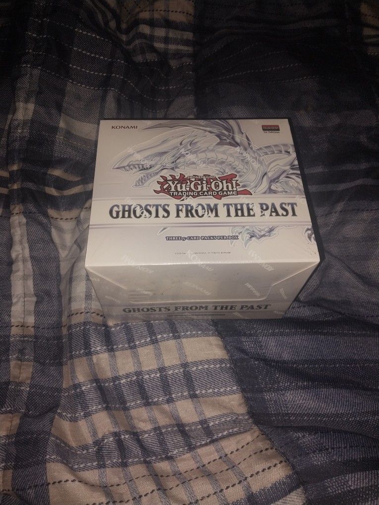 2021 Ghosts From The Past Display Box