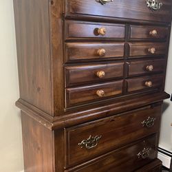 Vintage (70s-80s) Dovetail Dresser And Nightstand