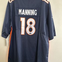 PEYTON MANNING SIGNED DENVER BRONCOS NIKE AUTOGRAPHED JERSEY W/COA XL 633