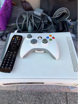 Xbox 360 console ￼