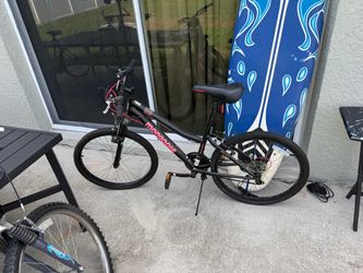 Mongoose Kids Mountain Bike Black Pink