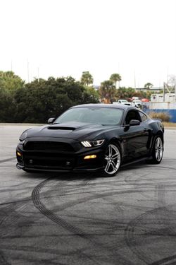 2017 Ford Mustang Roush RS2