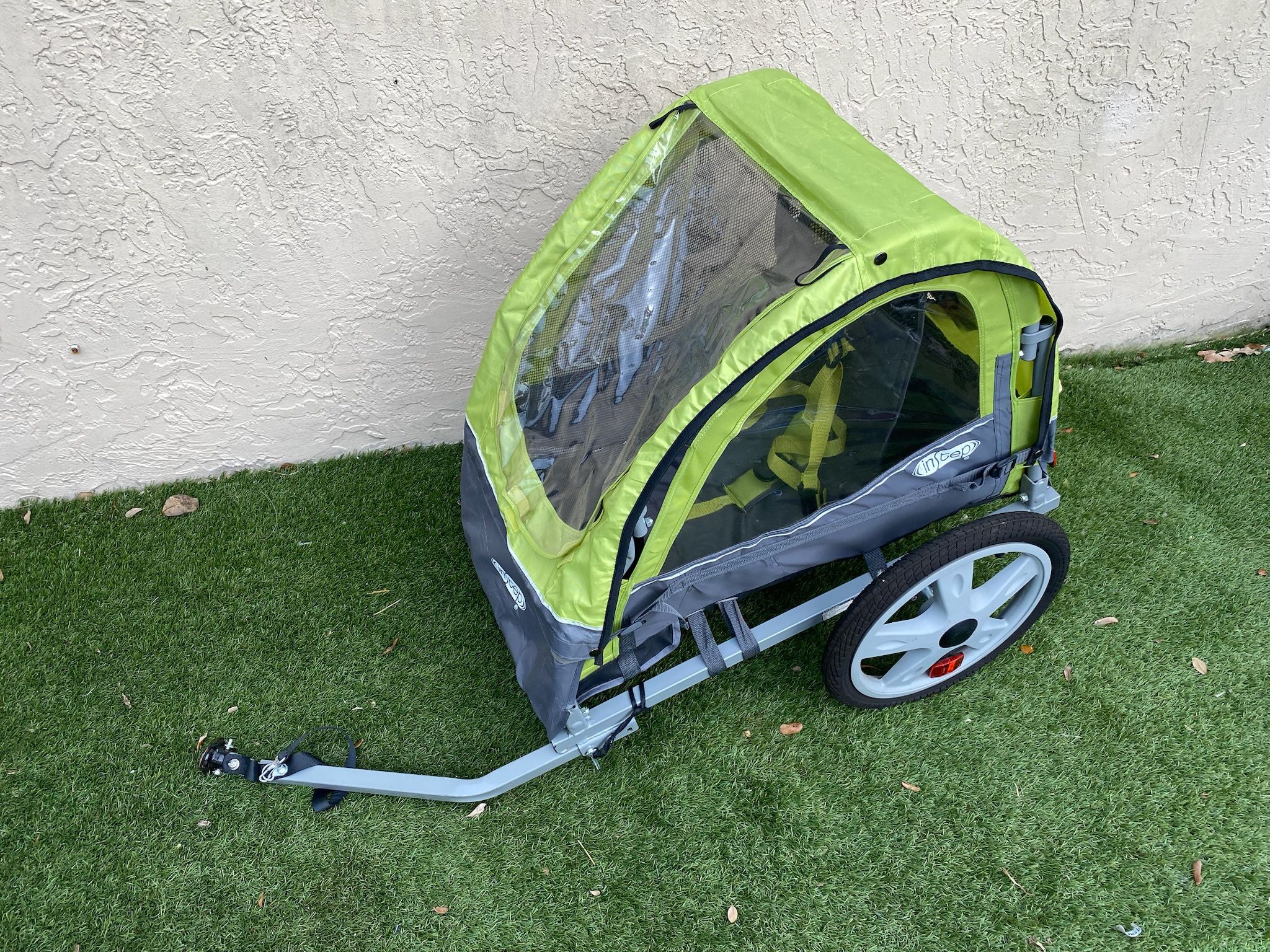 InSTEP® Sync Single Bicycle Trailer - Delivery For A Fee - See My Other Items 😎