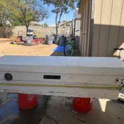 Caja De Erramienta Para Chevy Silverado