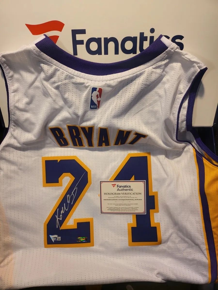 Kobe Bryant Jersey Autographed