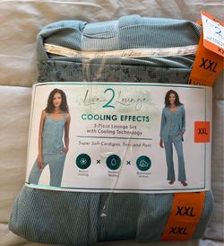 Live 2 Lounge Cooling Effects 3 Piece Lounge Set – XXL – New With Tags