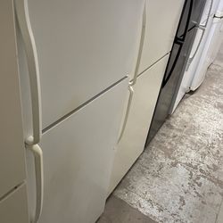 Whirlpool  Fridge 