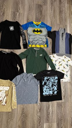 Boys  shirts Size 4, in perfect condition