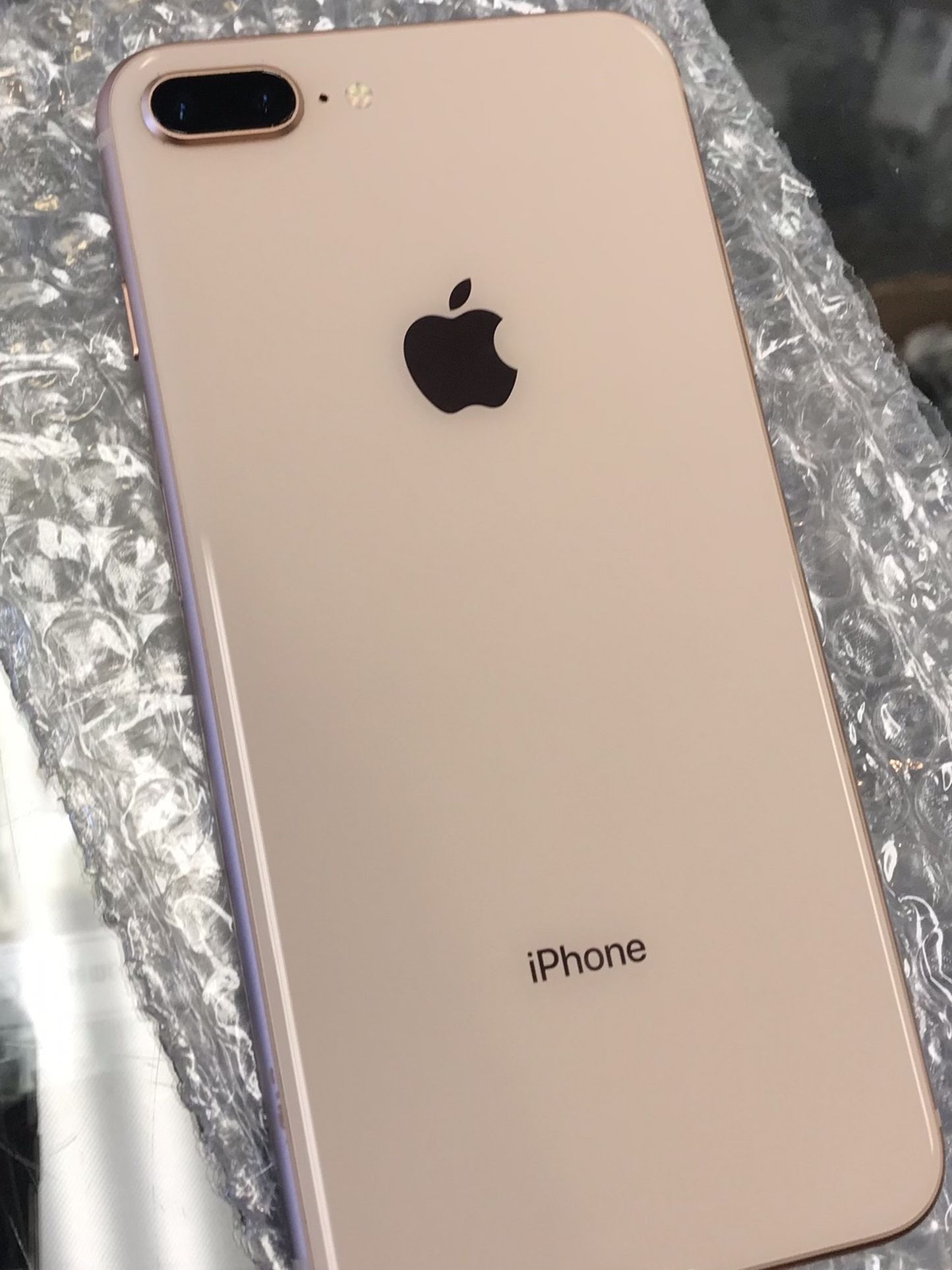 iPhone 8 Plus 64GB Unlocked Excellent Condition